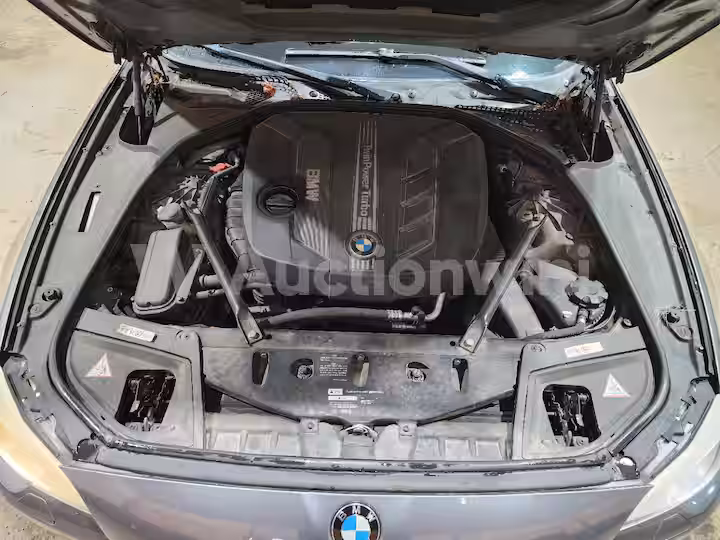 BMW 5 Series 2013 — 12