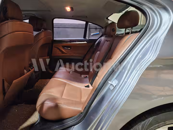 BMW 5 Series 2013 — 19