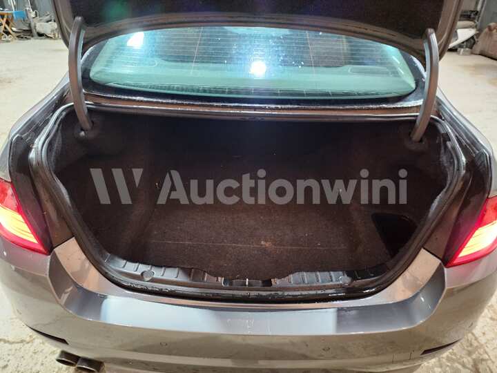 BMW 5 Series 2013 — 23