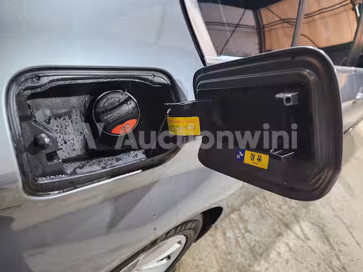 BMW 5 Series 2013 — 25