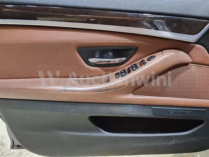 BMW 5 Series 2013 — 36