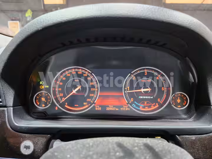 BMW 5 Series 2013 — 38