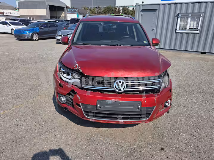Volkswagen Tiguan 2014 — 12