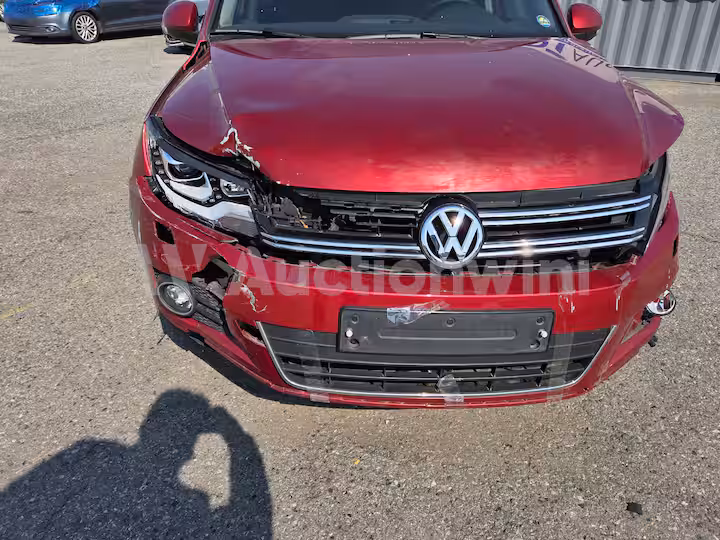 Volkswagen Tiguan 2014 — 15