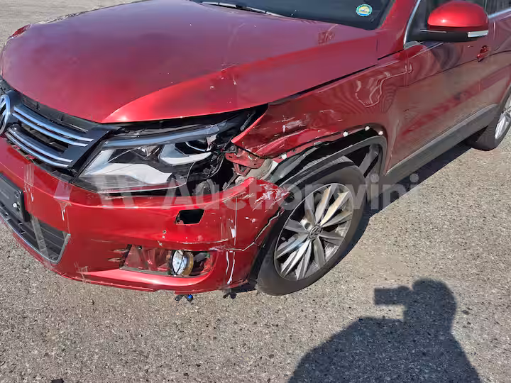 Volkswagen Tiguan 2014 — 16