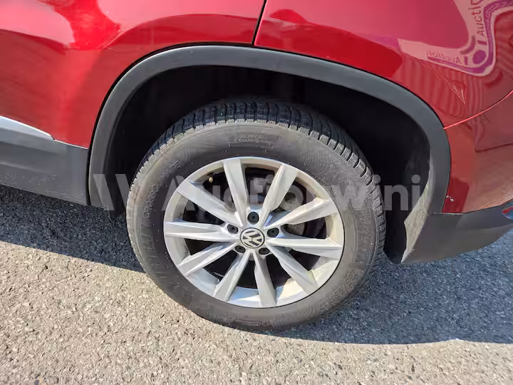 Volkswagen Tiguan 2014 — 35