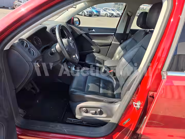 Volkswagen Tiguan 2014 — 47