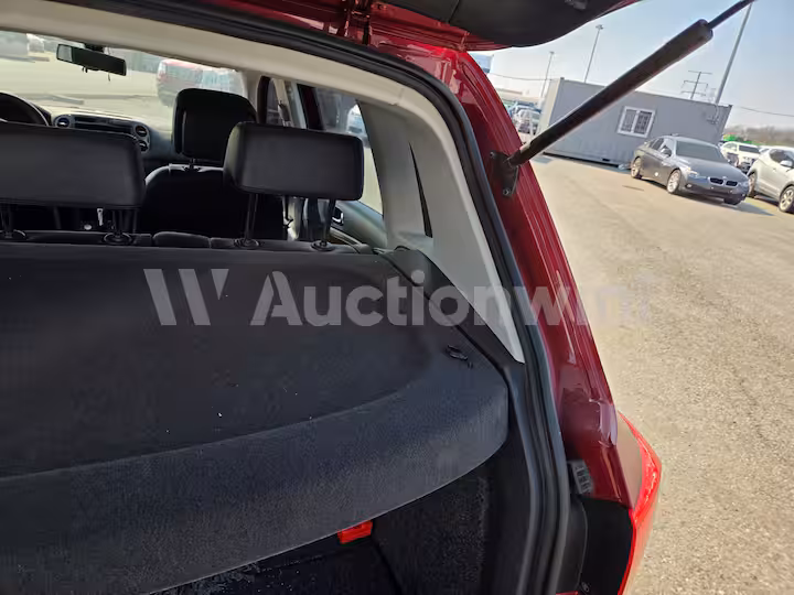 Volkswagen Tiguan 2014 — 54