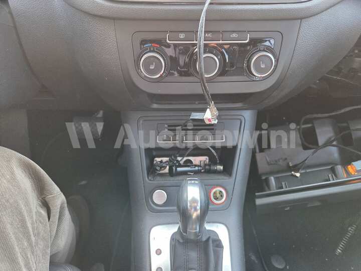 Volkswagen Tiguan 2014 — 60