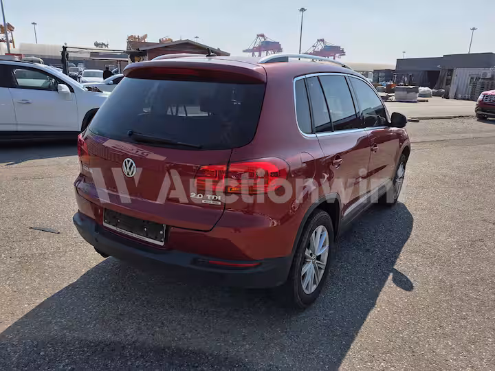 Volkswagen Tiguan 2014 — 7