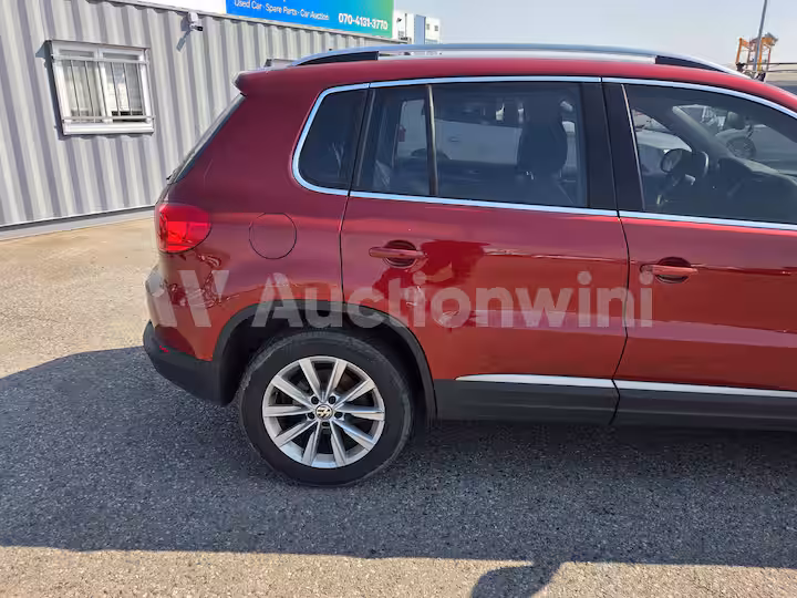 Volkswagen Tiguan 2014 — 9
