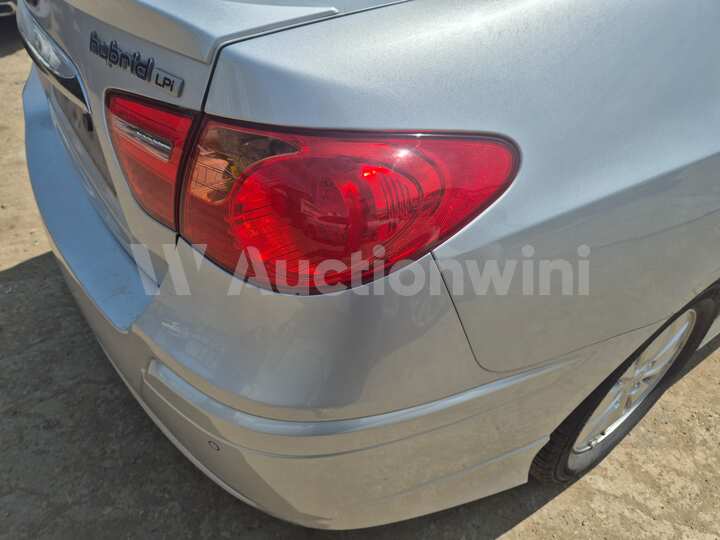 Hyundai Avante 2010 — 9
