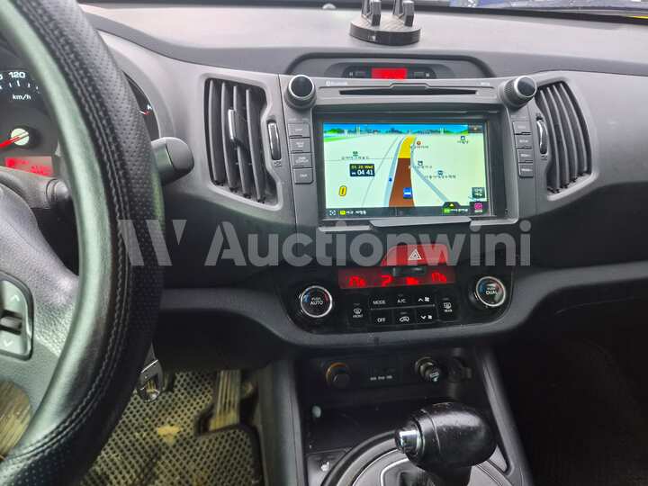 Kia Sportage 2011 — 13