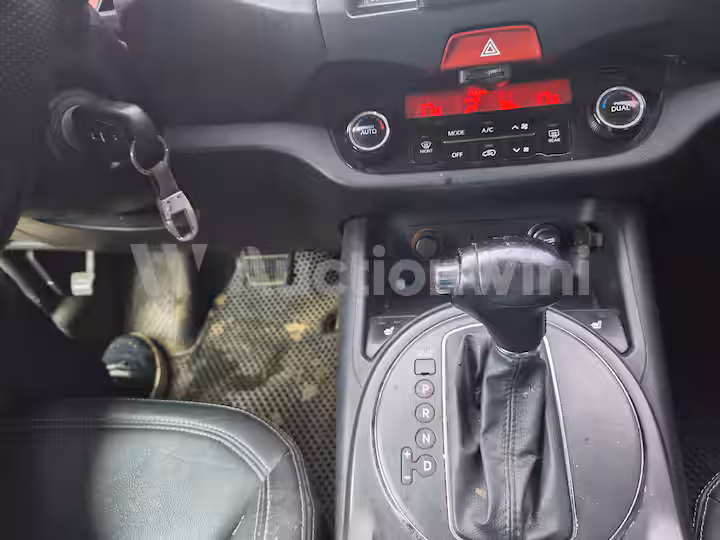 Kia Sportage 2011 — 14