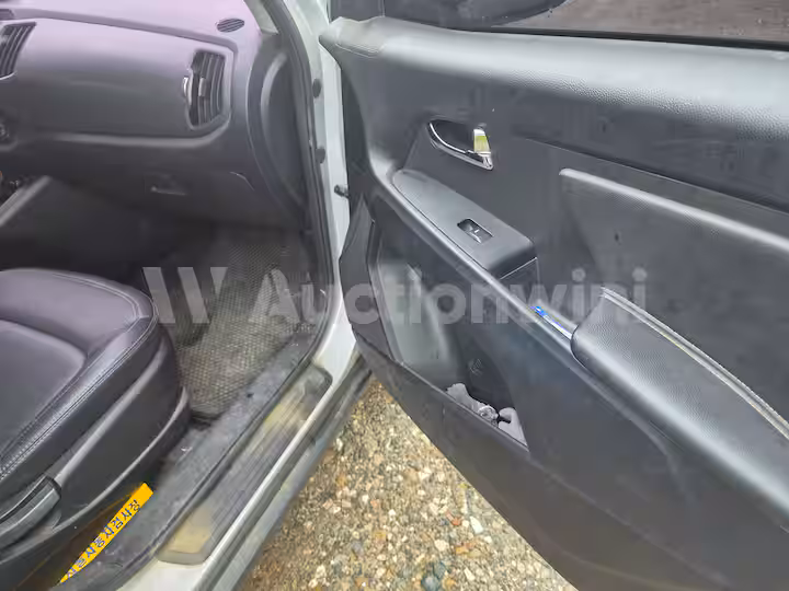 Kia Sportage 2011 — 23