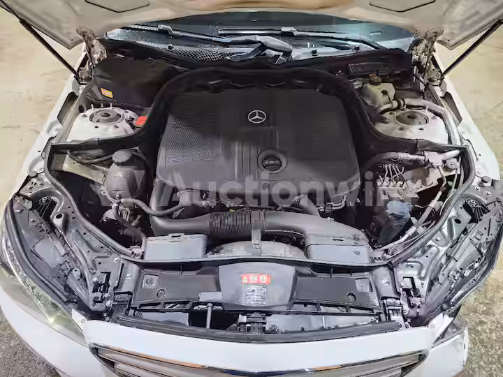 Mercedes Benz E Class 2014 — 13