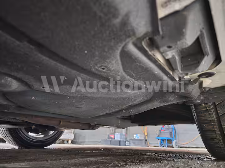Mercedes Benz E Class 2014 — 56