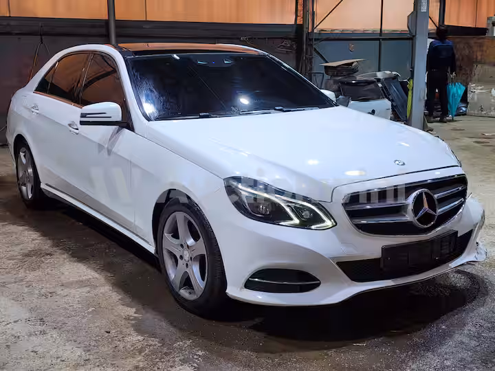 Mercedes Benz E Class 2014 — 7