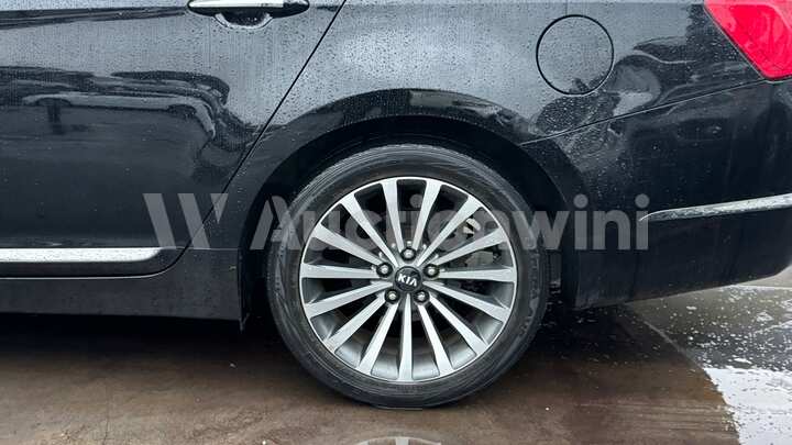 Kia K7 2013 — 18