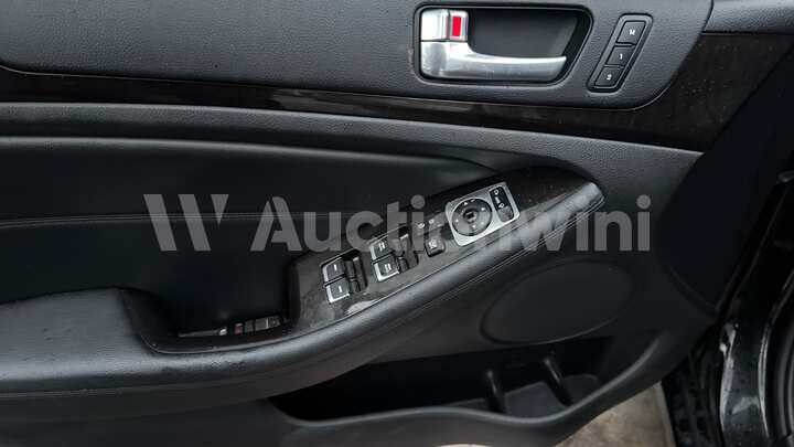 Kia K7 2013 — 10