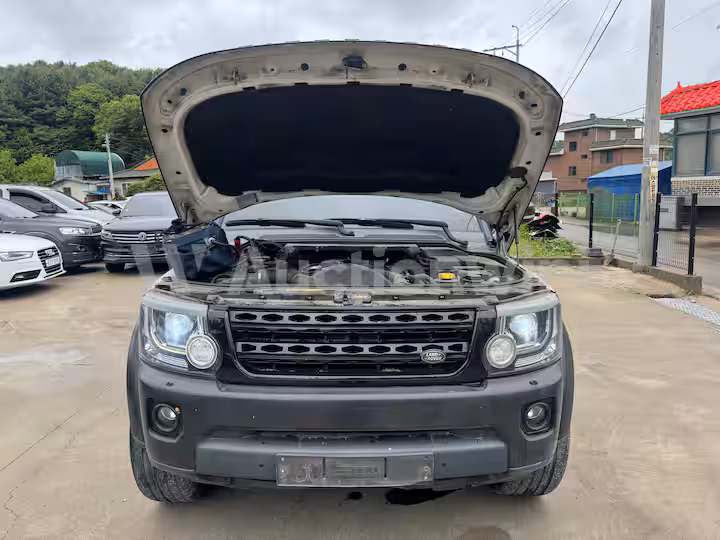 Land Rover Discovery 2015 — 13