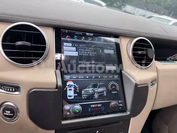 Land Rover Discovery 2015 — 24