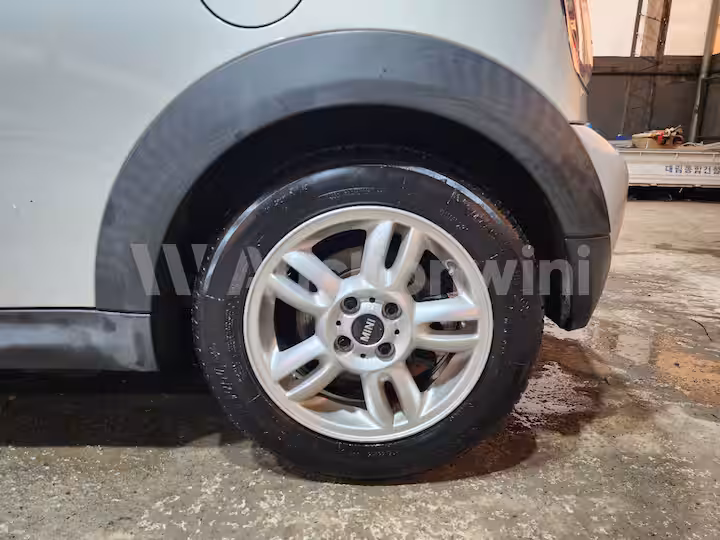 Mini Cooper 2012 — 43