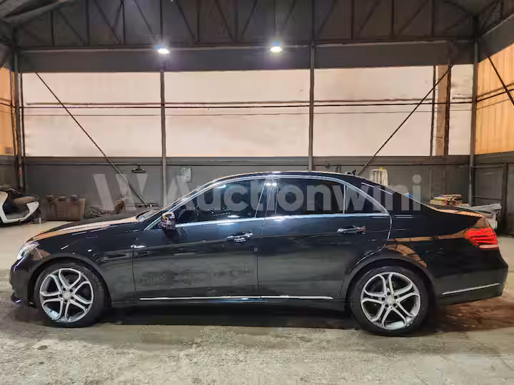 Mercedes Benz E Class 2015 — 2