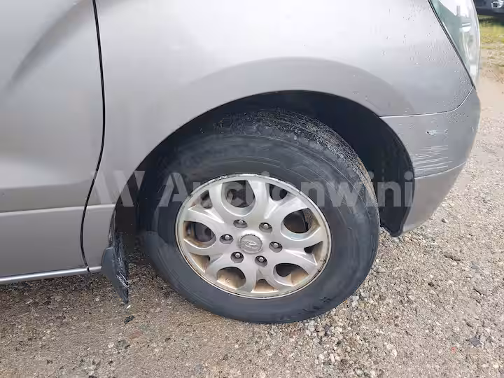 Hyundai Starex 2013 — 16