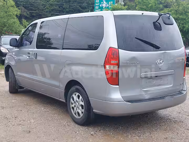 Hyundai Starex 2013 — 3