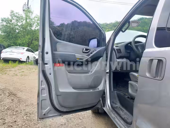 Hyundai Starex 2013 — 35