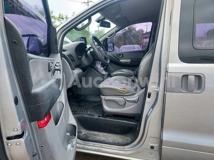 Hyundai Starex 2013 — 36