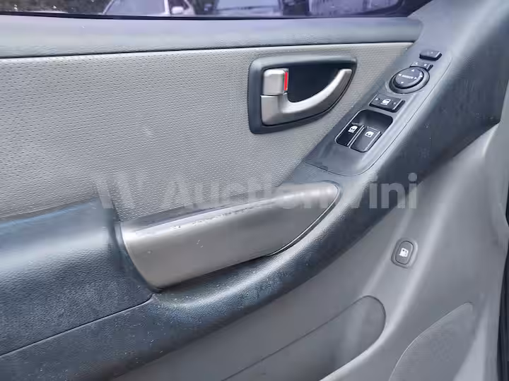 Hyundai Starex 2013 — 40