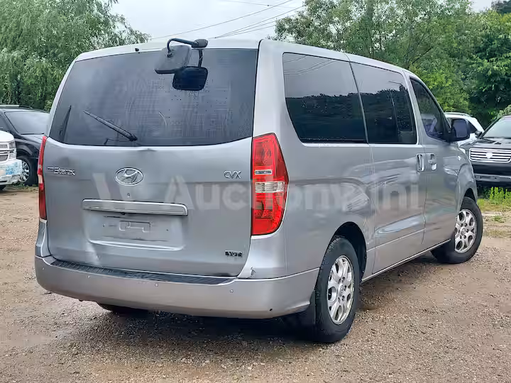 Hyundai Starex 2013 — 5