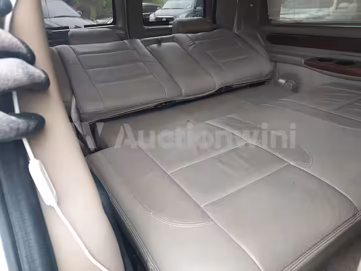 Chevrolet Explorer Van 2008 — 34