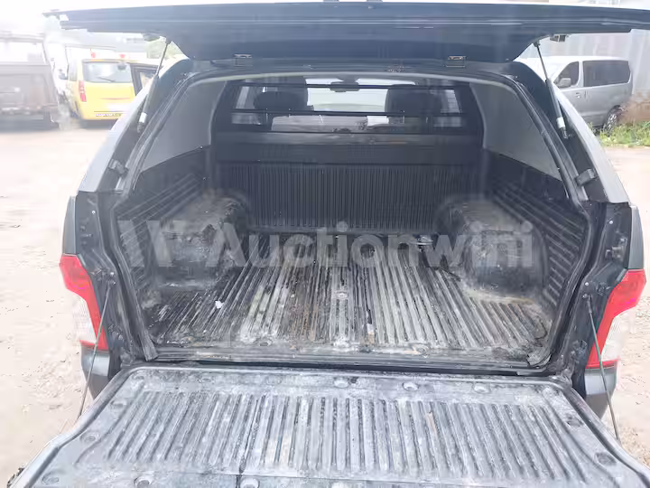 KGM (Ssangyong) Korando 2015 — 36