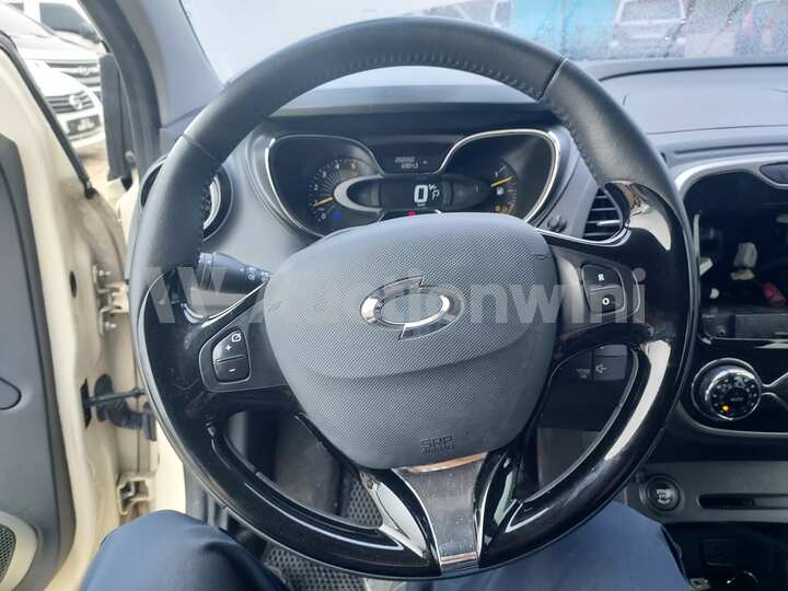 Renault QM3 2014 — 40