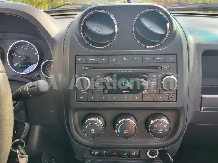Jeep Compass 2010 — 40