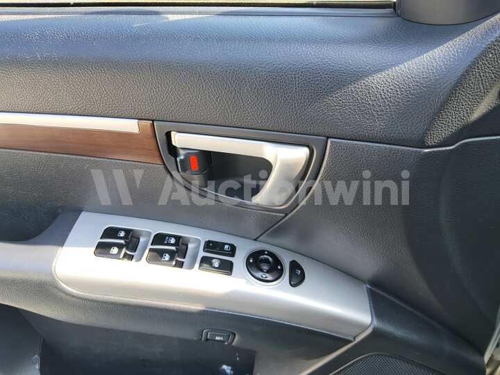 Hyundai SantaFe 2009 — 33