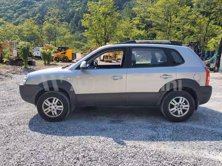 Hyundai Tucson 2007 — 2