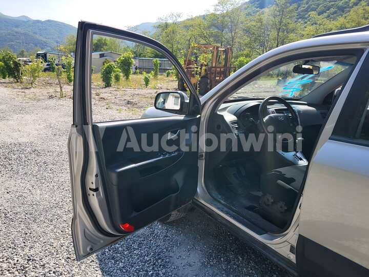 Hyundai Tucson 2007 — 43