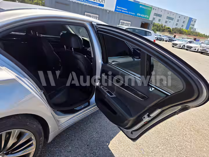BMW 7 Series 2013 — 45