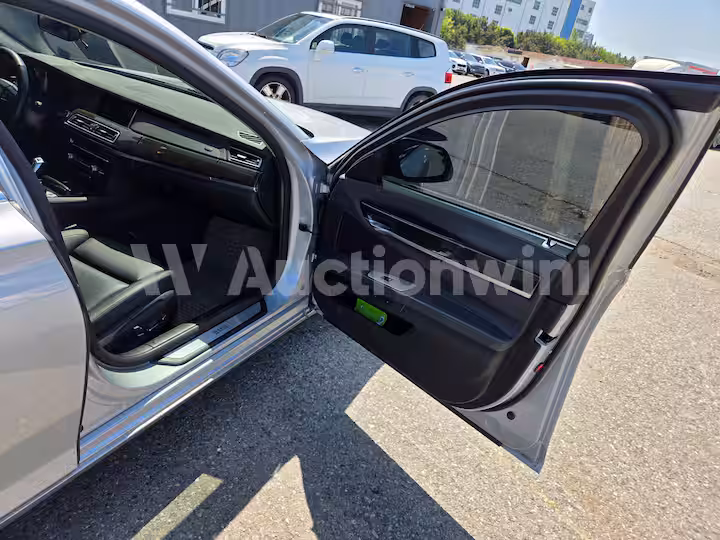 BMW 7 Series 2013 — 46