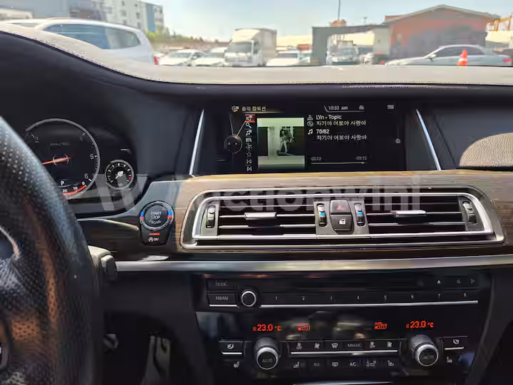 BMW 7 Series 2013 — 52