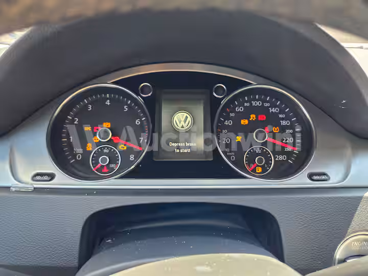 Volkswagen CC 2013 — 34