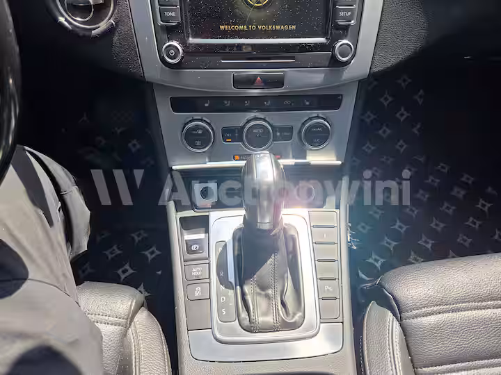 Volkswagen CC 2013 — 38