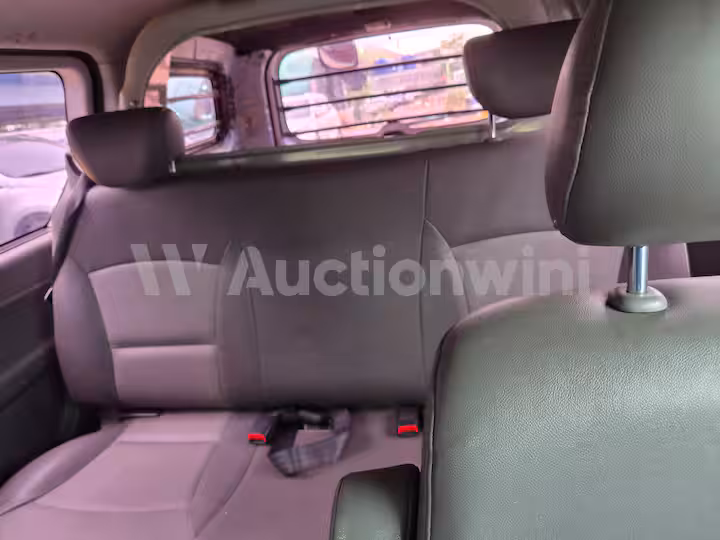 Hyundai Starex 2011 — 16