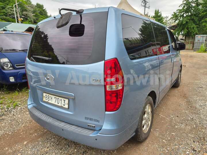 Hyundai Starex 2011 — 6