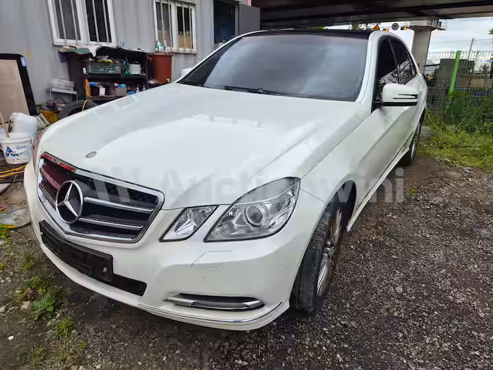 Mercedes Benz E Class 2011 — 2