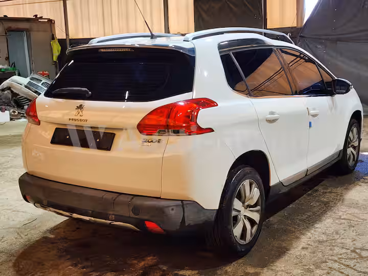 Peugeot 2008 2015 — 5